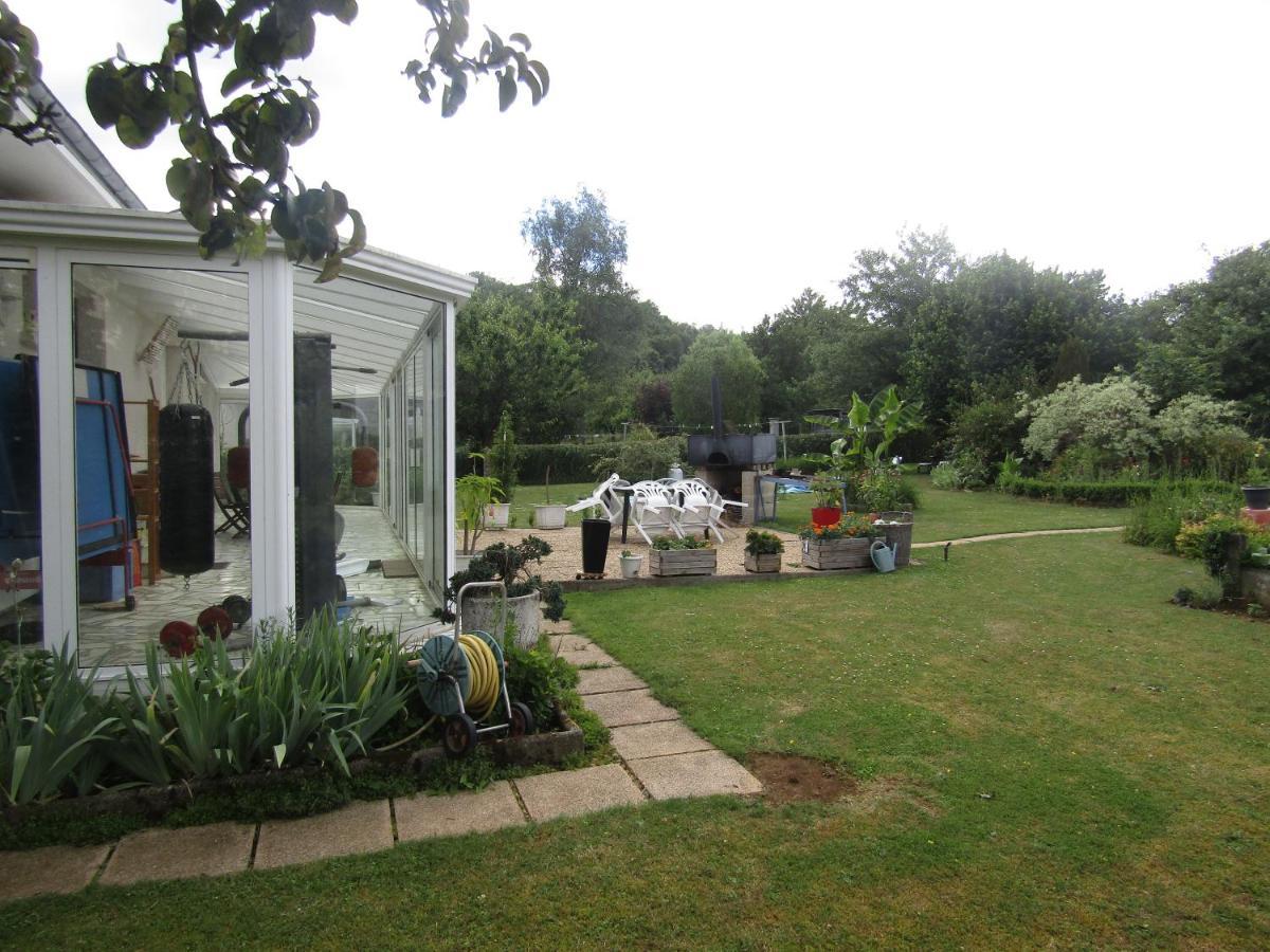 Au Jardin Fessard Bed & Breakfast Fagnon Bagian luar foto